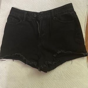 Black Distressed Denim High Wasted Jeans